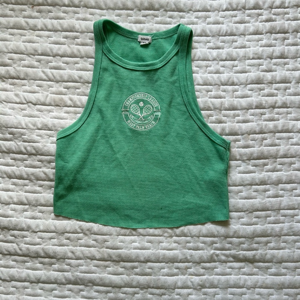 Green garage tank size medium